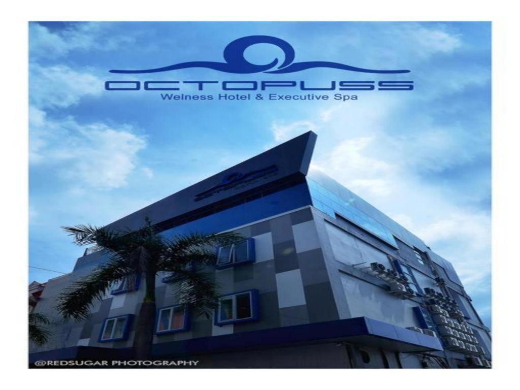 Octopuss Wellness Hotel & Spa Bentayan Buitenkant foto